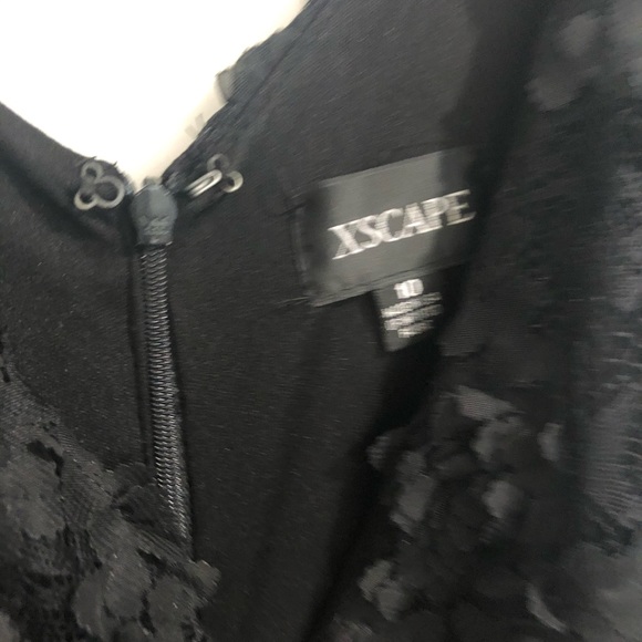 Beautiful floor length black dress - Picture 7 of 7